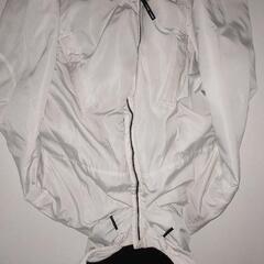 Bershka (ベルシュカ) ホワイト フーデッド パデッドジャケット (メンズ)の画像
