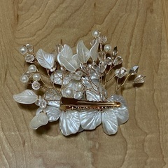 【ほぼ新品】ウエディング　ヘアアクセサリーの画像