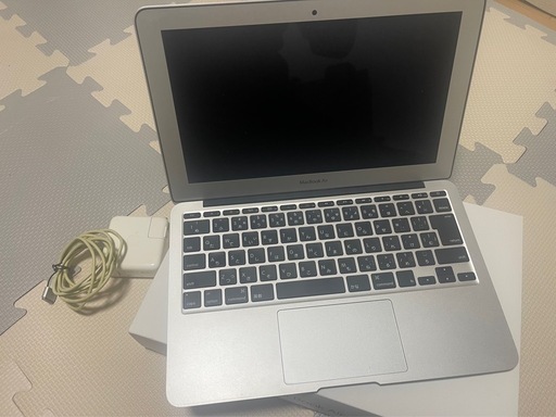 【これで最後再度値下げ】Apple MacBook Air 11インチ