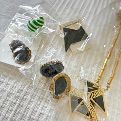 【新品未使用未開封】ピアス　ネックレス　ヘアピン　６点セット　三角　丸　ボーダーの画像
