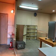 大和高田市東雲町の定食屋跡店舗物件 − 奈良県