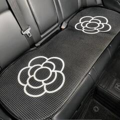 【カメリア🌹未使用新品！】春夏用ハニカム クール リアシートクッション