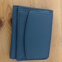 三つ折り財布