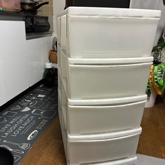 衣装ケース