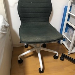 デスクチェア
