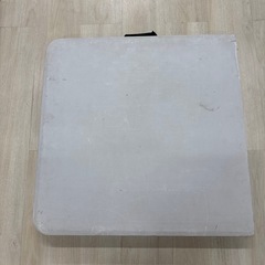 折りたたみテーブル大型の画像