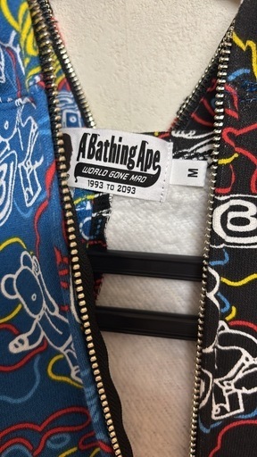 A Bathing Ape シャークパーカー ベアブリック カモ ベア