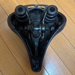 自転車サドル(黒)の画像