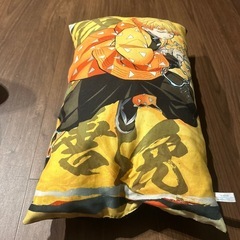 鬼滅の刃 善逸  クッションの画像