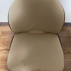 座椅子　ブラウン