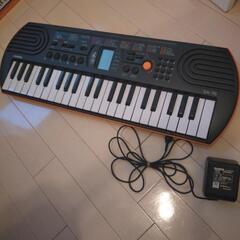 CASIO ミニキーボード 44鍵 SA-76　アダプター付きの画像