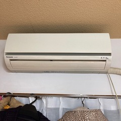 安くエアコン移設してくれる方を探しています。