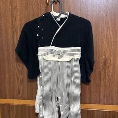 【均一セール】キッズ用　袴タイプ　サイズ80です