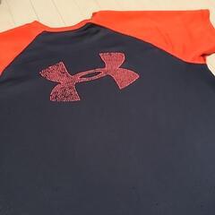アンダーアーマーTシャツの画像