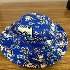 【均一セール】キッズ用　帽子　恐竜柄　サイズ52センチです