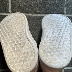 adidas シューズの画像