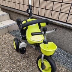三輪車の画像
