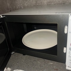 (運搬費込み)安心のSHARP電子レンジの画像