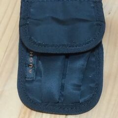 小物入れ　ブラック