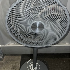 (運搬費込)(2022年製)オシャレブラック扇風機
