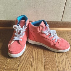 スニーカー