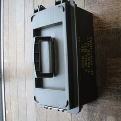 米軍弾薬箱タイプのキャリーボックス
