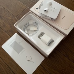 【新品未使用 】iPhone純正ケーブル＆イヤホン&アダプタ　6s空箱（本体無）　箱のみの画像