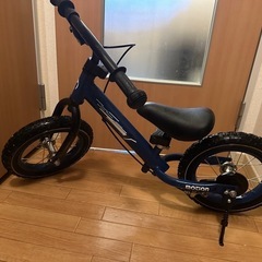 ペダルなし自転車の画像