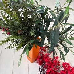 すぐ飾れるおしゃれフェイクグリーンお花セットの画像