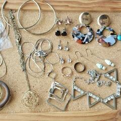 ピアス&ネックレス