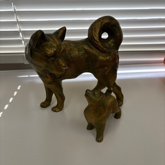 犬の親子の置物