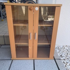 木製キャビネット
