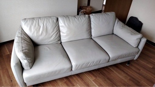 【配達可】6/7日まで!! アルモニア 本革 3人掛け ソファー