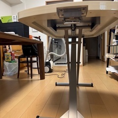 ダイニングテーブル 上下可動式 ウレタン塗装の画像