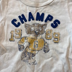 GAP Tシャツ 95サイズ　2枚セットまとめ売りの画像