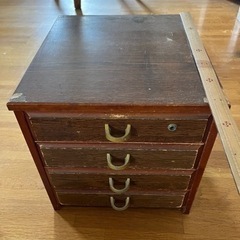 小さな箪笥