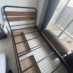 シングルベッド　引き出し付き　