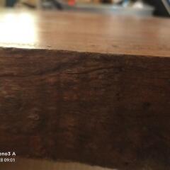 屋久杉テーブルの画像