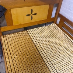 木製ベッド