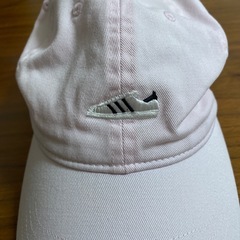 adidas レディース帽子の画像