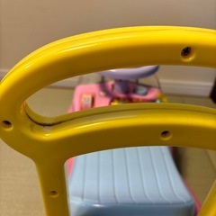 ハローキティ　手押し車　子ども　赤ちゃん　車　乗用玩具　の画像