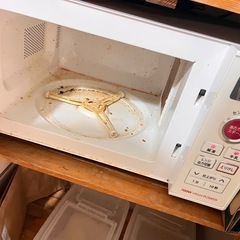 食器棚　処分して下さる方には¥10000お支払い。の画像
