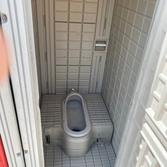 仮設トイレ　簡易水栓　汲み取り式　中古清掃済みの画像