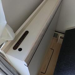 シモンズ ベットフレーム シングル 跳ね上げの画像