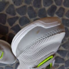【adidas】レディーススニーカー　22.5〜23cmの画像