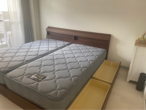 ベッドフレーム　シングル2点