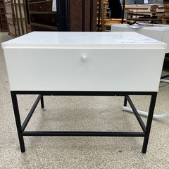 Boconcept ベッドサイドテーブル TJ12259