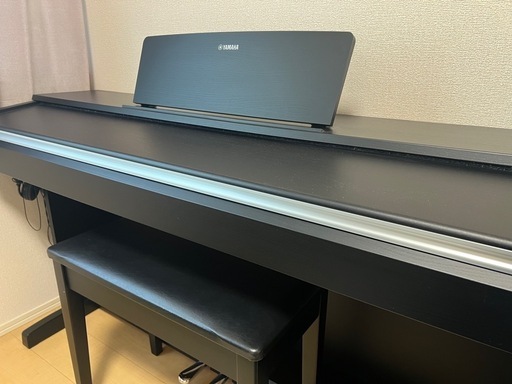 YAMAHA 電子ピアノ　ARIUS YDP-142 2015年製　ヘッドホン付