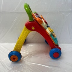    独り歩き練習　ベビーウォーカーの画像