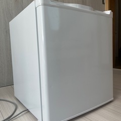 冷蔵庫４７ℓ右開き白
